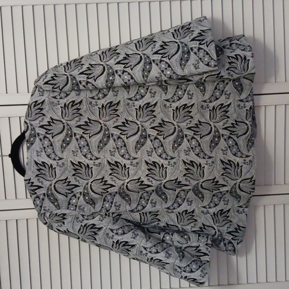 CO. Floral Embroidered Cropped Evening Opera Jacket, Size M - Picture 8 of 16